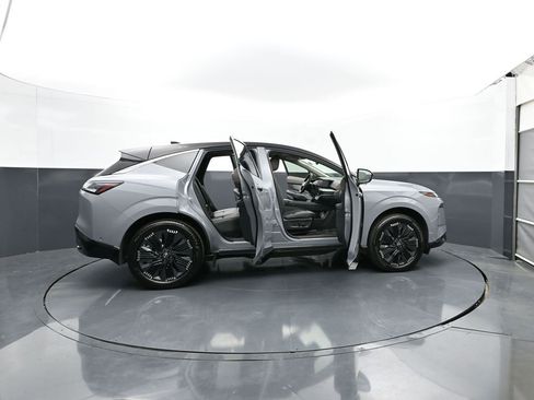 Used 2025 Nissan Murano Platinum w/ Cargo Package AWD/4WD image 33