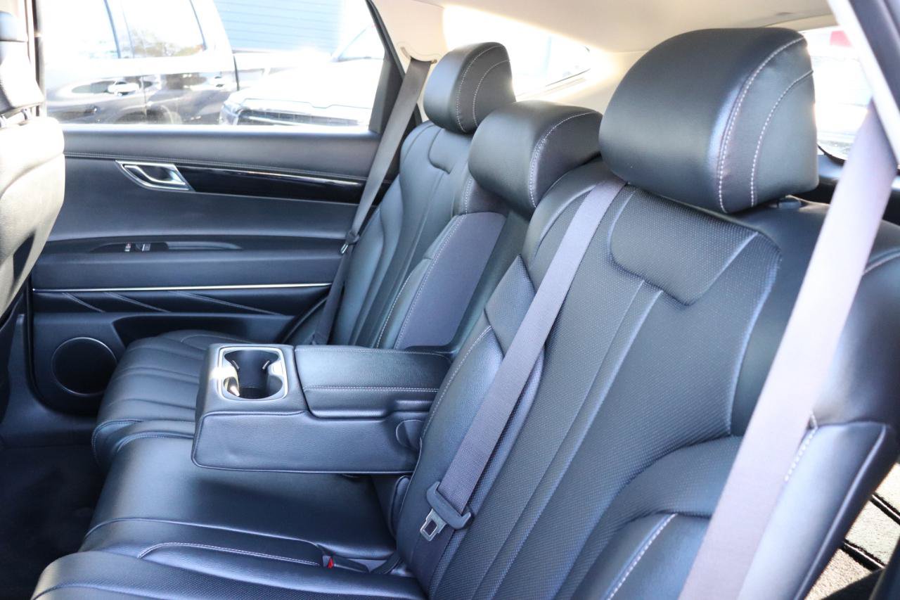 Used 2025 Genesis GV80 2.5T Standard AWD/4WD image 23