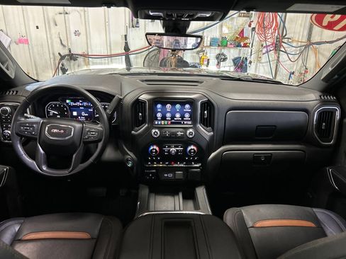 Used 2019 GMC Sierra 1500 AT4 w/ AT4 Premium Package AWD/4WD image 18