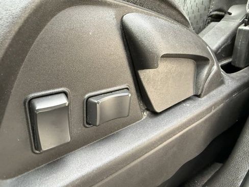 Used 2015 GMC Terrain SLE image 11