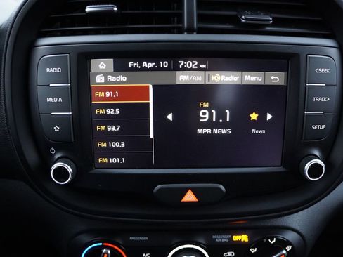 Certified 2024 Kia Soul LX w/ Option Group 015 image 5