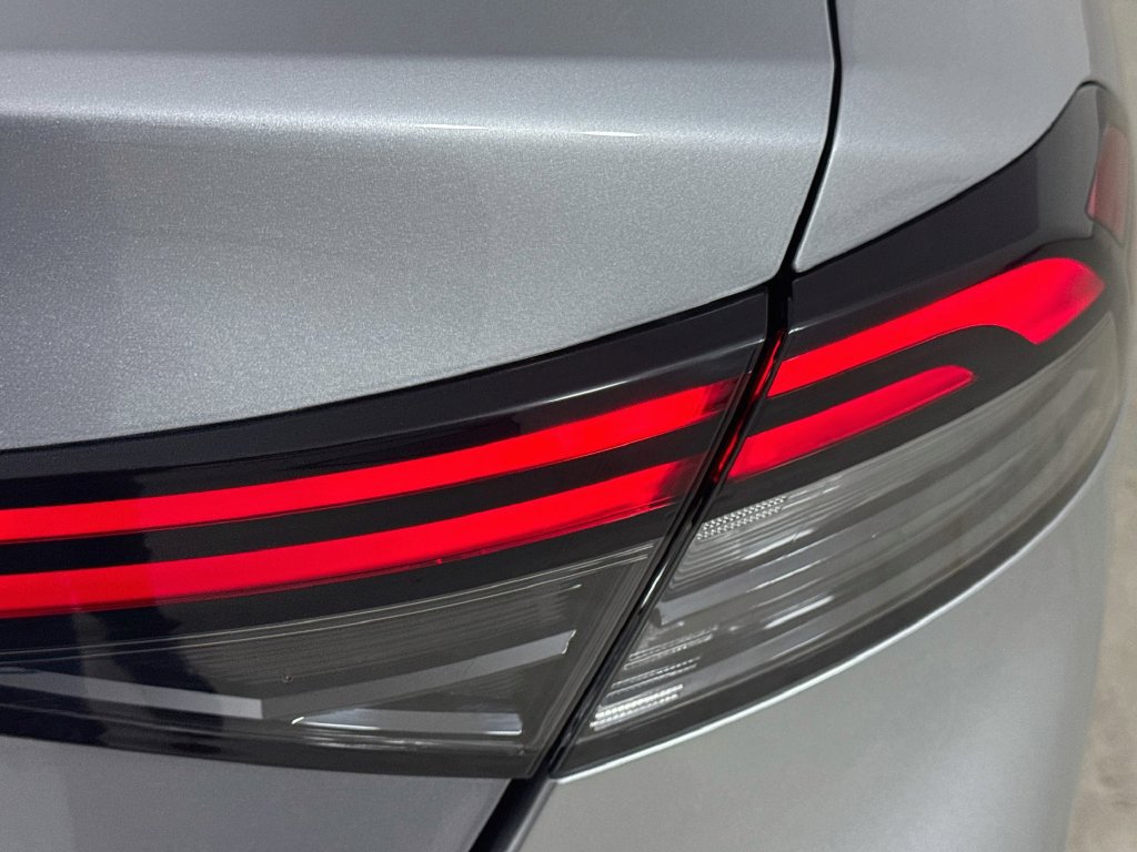 Used 2023 Honda Accord EX image 32