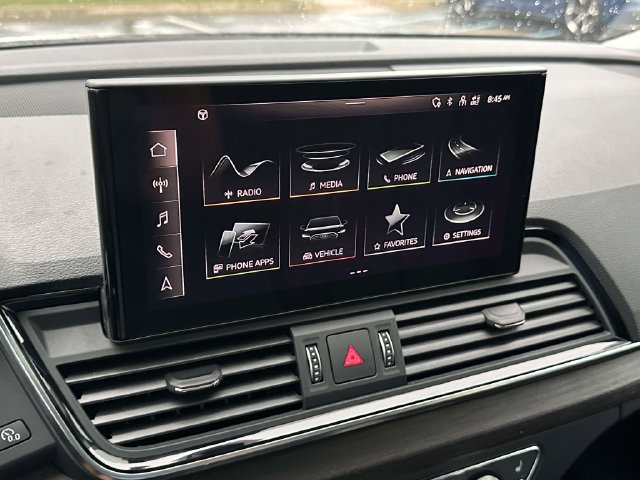 Used 2023 Audi Q5 2.0T Premium w/ Convenience Package AWD/4WD image 29