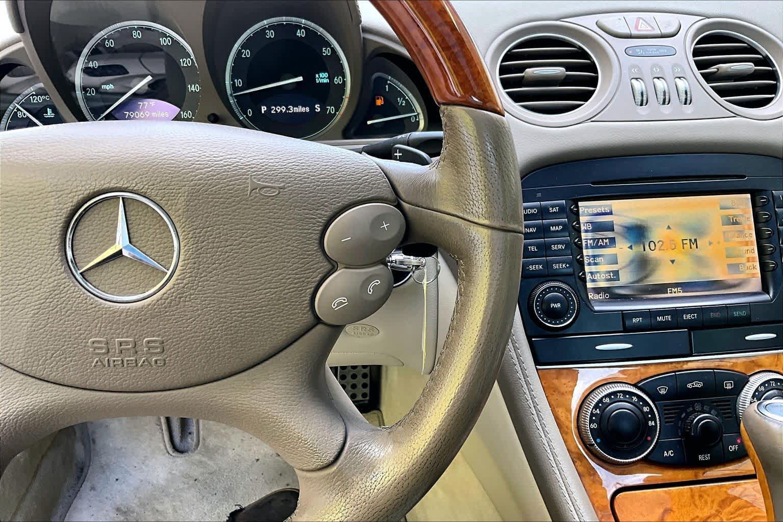 Used 2007 Mercedes-Benz SL 550 image 23