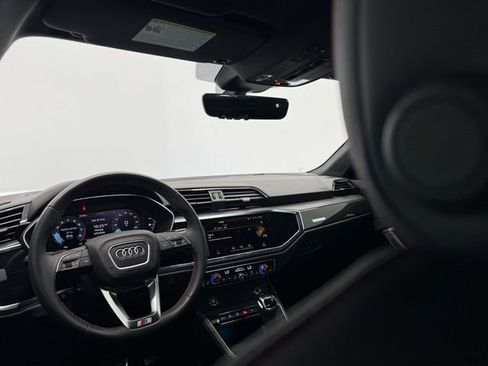 Used 2025 Audi Q3 2.0T Premium Plus image 42