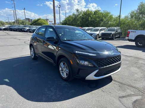 Used 2023 Hyundai Kona SE w/ Cargo Package AWD/4WD image 3