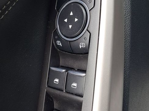 Used 2023 Ford Explorer Limited AWD/4WD image 13