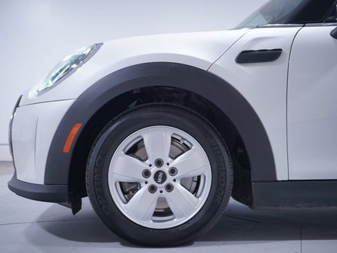 Used 2024 MINI Cooper 2-Door Hardtop FWD image 2