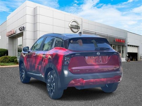 New 2025 Nissan Kicks SV w/ SV Premium Package image 7