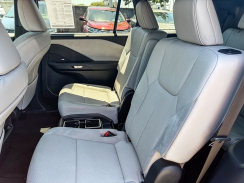 Used 2025 Lexus TX 350 AWD w/ Technology Package image 17