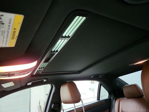 Used 2014 Mercedes-Benz E 350 Sedan image 15