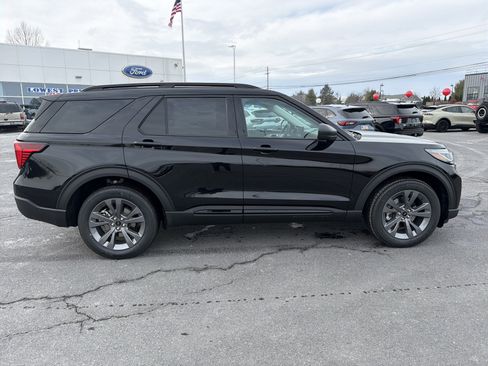New 2026 Ford Explorer Active w/ Active Comfort Package image 30
