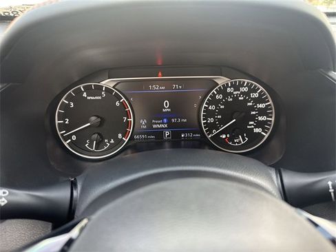 Used 2021 Nissan Altima 2.0 SR image 18