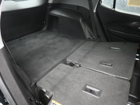 Used 2021 GMC Terrain SLT AWD/4WD image 25