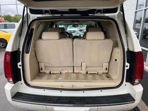 Used 2007 Cadillac Escalade AWD image 15