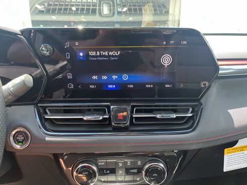 New 2026 Chevrolet TrailBlazer RS w/ Convenience Package AWD/4WD image 18