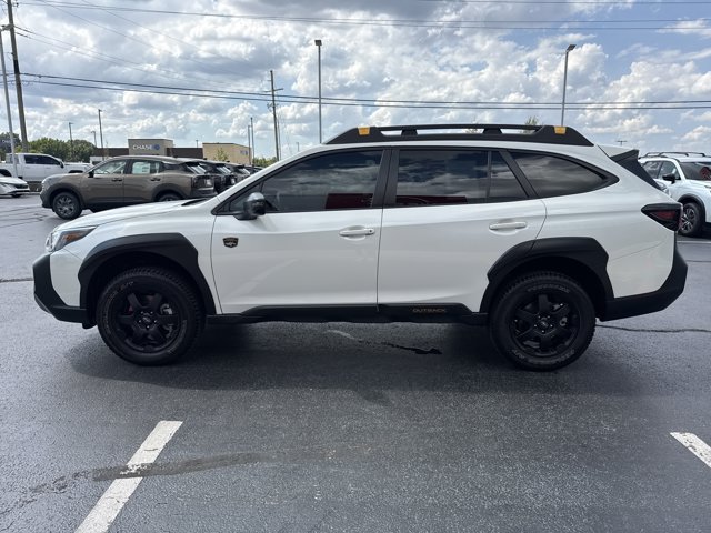 Used 2025 Subaru Outback Wilderness AWD/4WD image 13