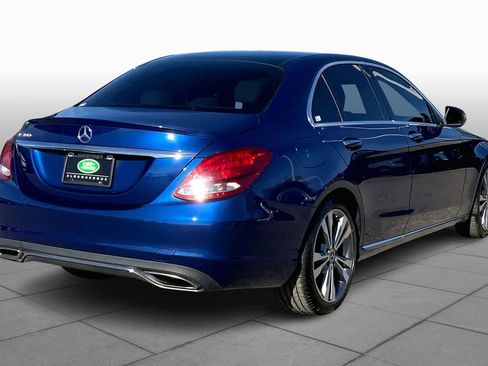 Used 2018 Mercedes-Benz C 300 Sedan w/ Premium Package image 11