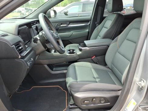 New 2026 GMC Terrain AT4 AWD/4WD image 11