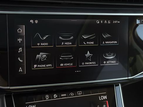 Used 2024 Audi Q7 3.0T Premium Plus image 13