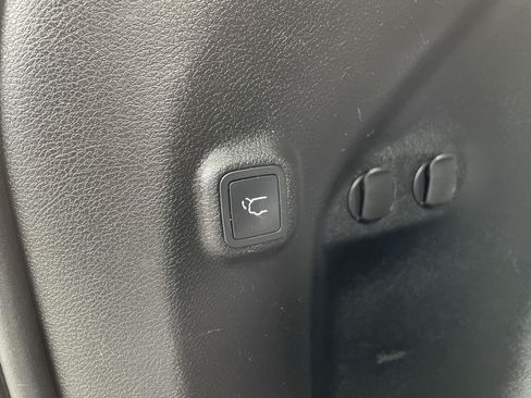 Certified 2021 Jeep Cherokee Latitude Lux 80th Anniv w/ Quick Order Package 26U 80TH FWD image 49