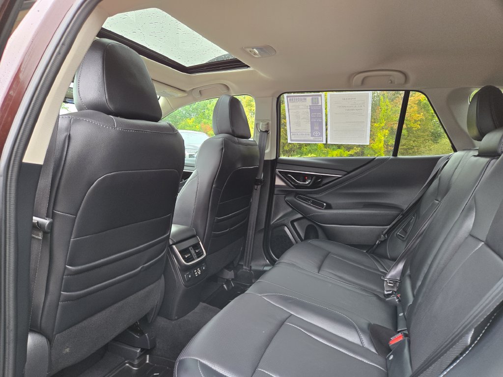 Used 2025 Subaru Outback Limited XT AWD/4WD image 15