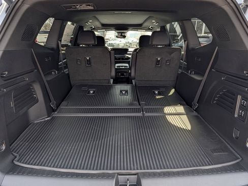 New 2026 Buick Enclave Sport Touring w/ Power Package AWD/4WD image 32