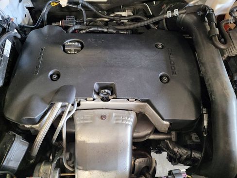 Used 2018 Chevrolet Equinox Premier image 30