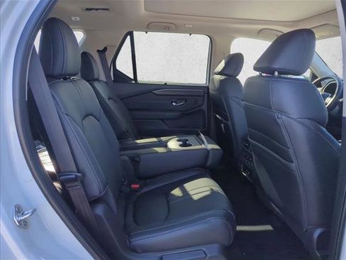 Used 2026 Honda Pilot Touring image 15