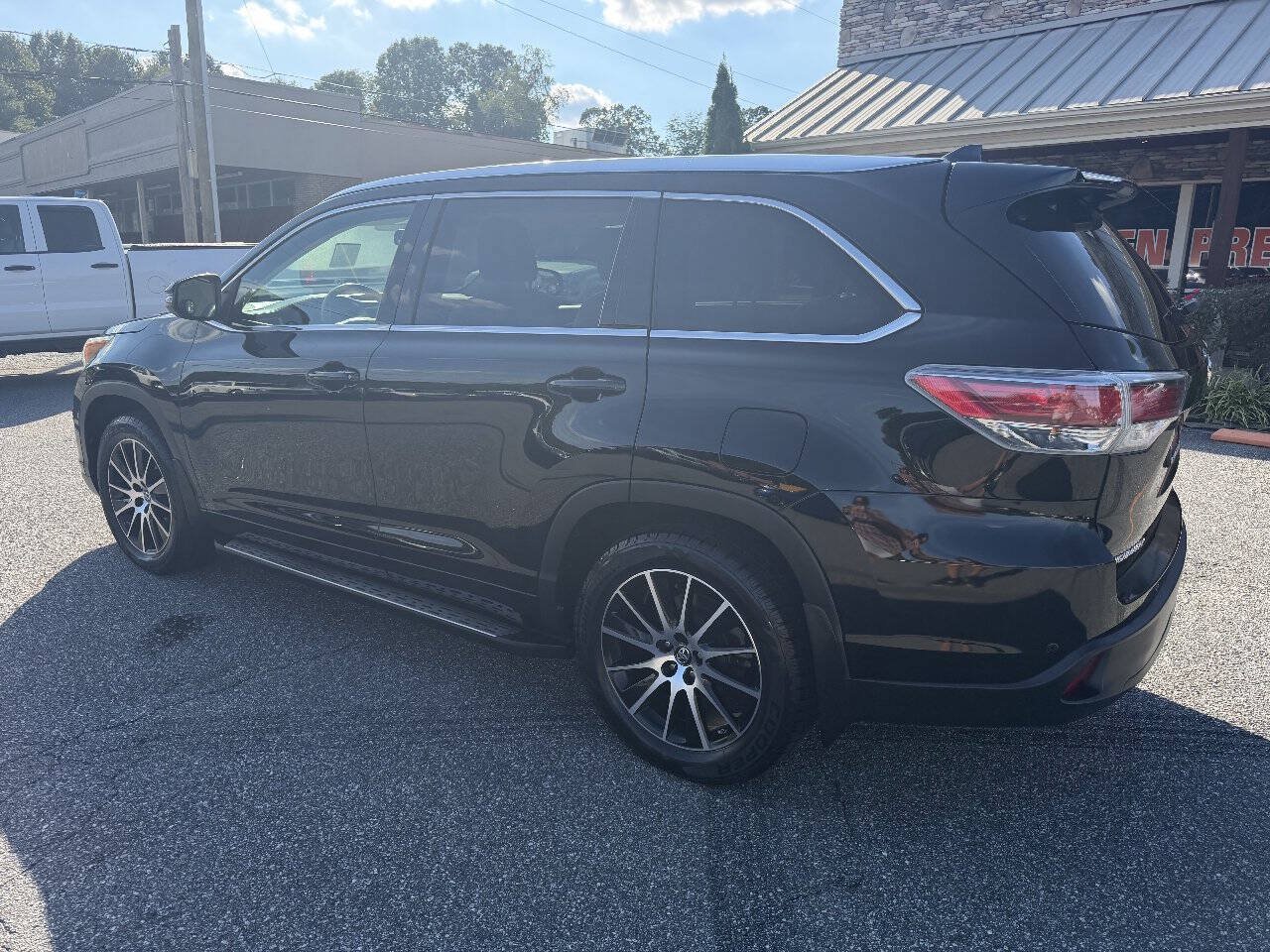 Used 2016 Toyota Highlander Limited Platinum AWD/4WD image 8
