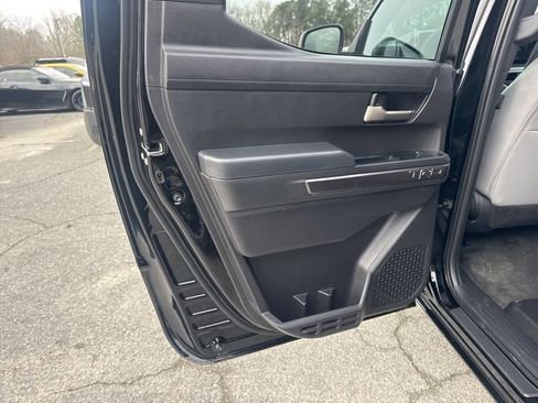 Used 2025 Toyota Tacoma TRD Off-Road image 27