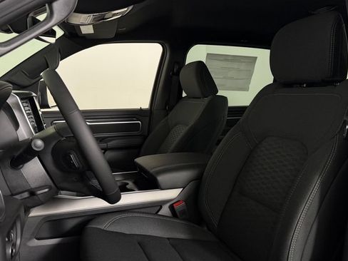 New 2026 RAM 1500 4x4 Crew Cab image 11