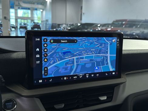 Used 2025 Ford Explorer Active RWD image 21