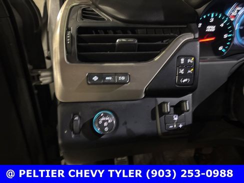 Used 2019 GMC Yukon Denali w/ Denali Ultimate Package image 12