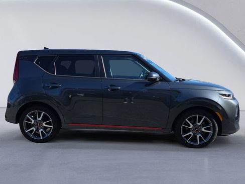Used 2022 Kia Soul Turbo image 3