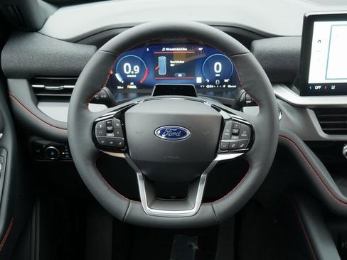 New 2026 Ford Explorer ST-Line w/ ST-Line Street Pack image 17