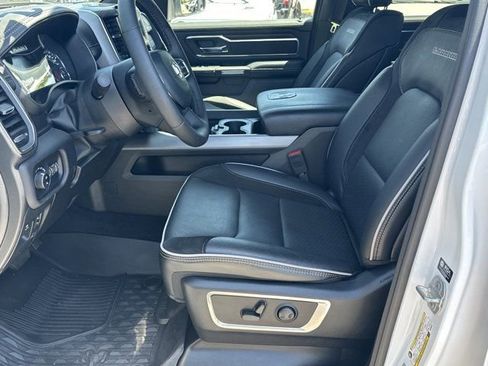 Used 2025 RAM 1500 Laramie w/ Sport Appearance Package image 9