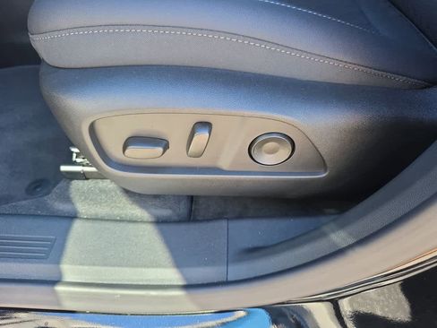 New 2026 Chevrolet Equinox LT w/ Convenience Package II image 14