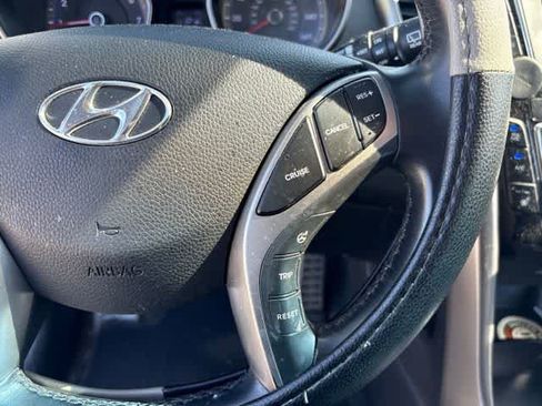 Used 2013 Hyundai Elantra GT w/ Touch & Go Pkg FWD image 13