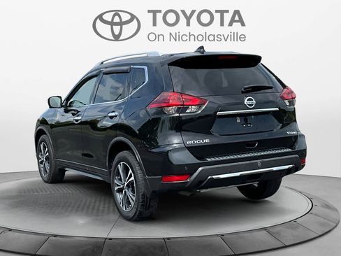 Used 2020 Nissan Rogue SV w/ Premium Package AWD/4WD image 4