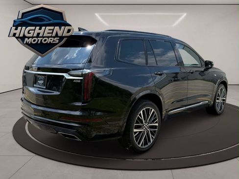 Used 2024 Cadillac XT6 Sport w/ Technology Package AWD/4WD image 6