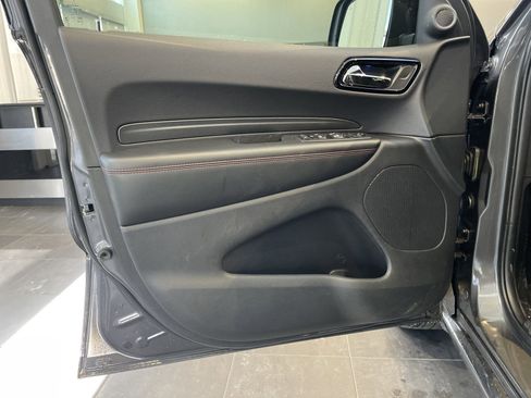 Certified 2025 Dodge Durango GT image 12