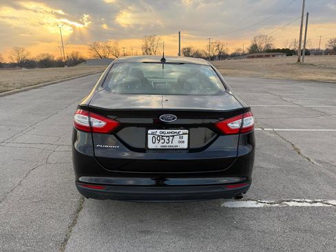 Used 2016 Ford Fusion S image 8