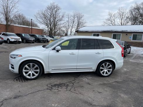 Used 2018 Volvo XC90 T6 Inscription w/ Convenience Package image 36