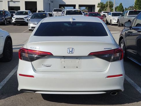 Used 2022 Honda Civic Sport image 8