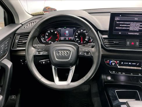 Used 2023 Audi Q5 2.0T Premium w/ Convenience Package image 8