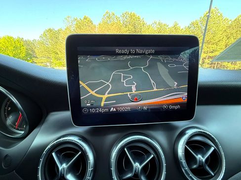 Used 2019 Mercedes-Benz CLA 250 CLA250 image 19