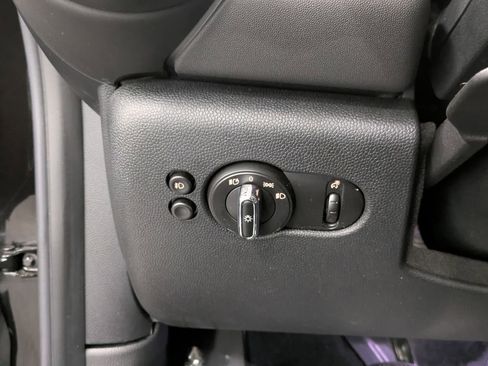 Used 2018 MINI Cooper S FWD image 23