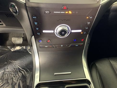 Used 2020 Ford Edge Titanium w/ Equipment Group 301A image 25