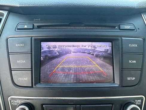 Used 2017 Hyundai Santa Fe Sport AWD/4WD image 17